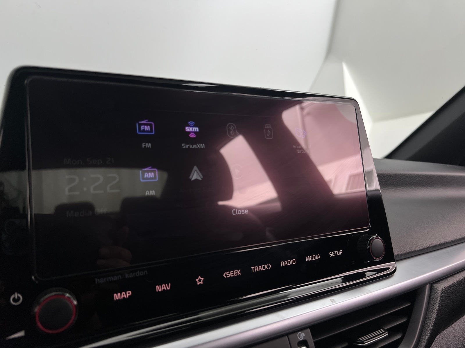 Thumbnail: 2024 Kia Forte - 3