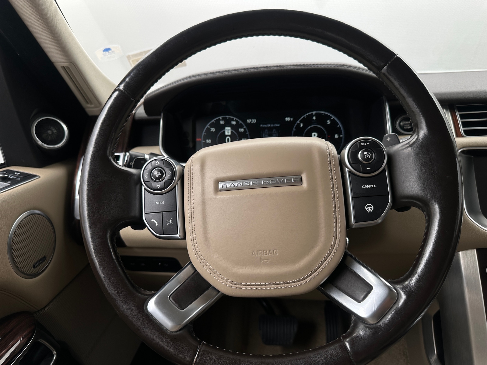 Thumbnail: 2017 Land Rover Range Rover - 5