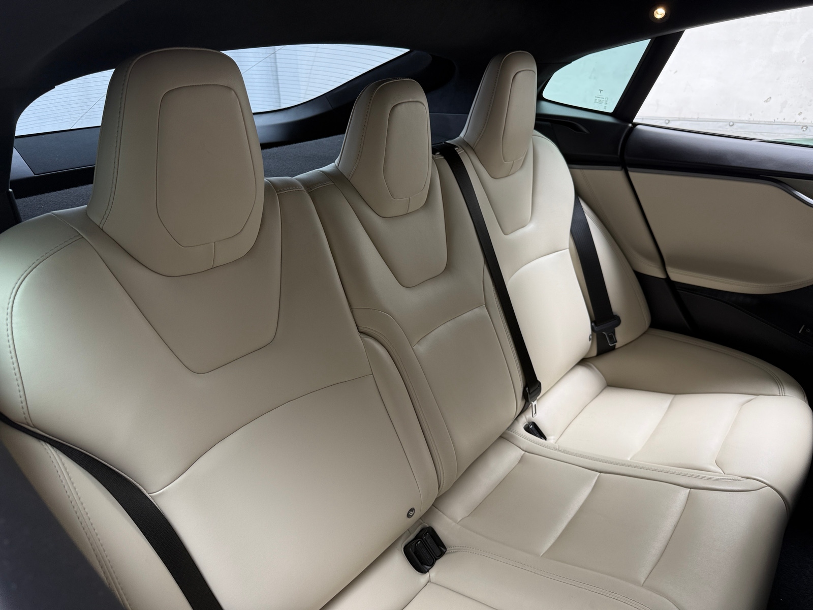 Thumbnail: 2020 Tesla Model S - 5