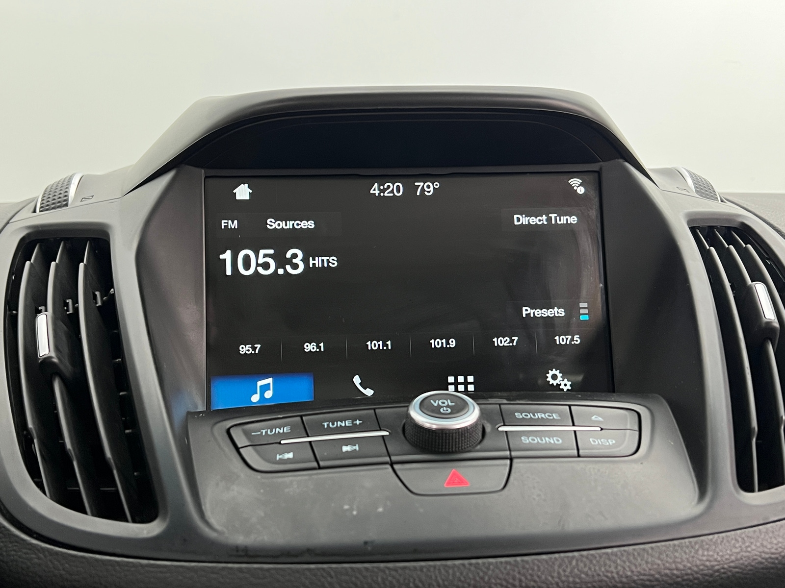 Thumbnail: 2018 Ford Escape - 3