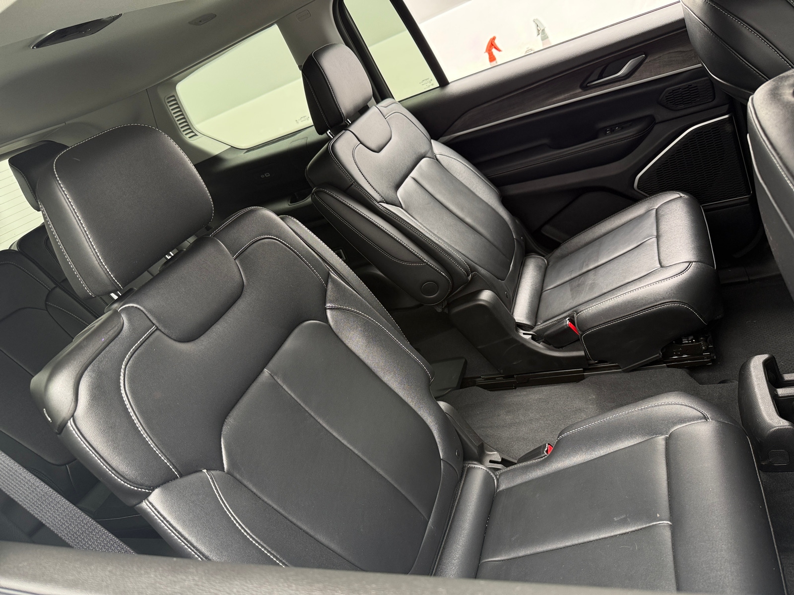 Thumbnail: 2022 Jeep Grand Cherokee L - 5