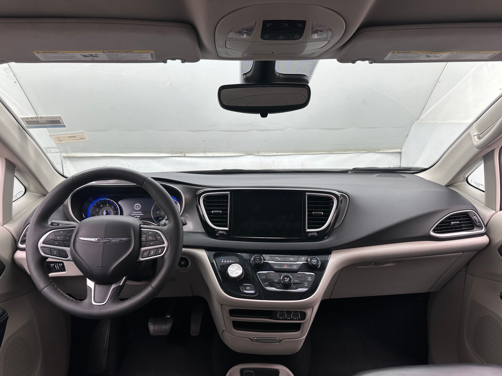 Thumbnail: 2023 Chrysler Pacifica - 2