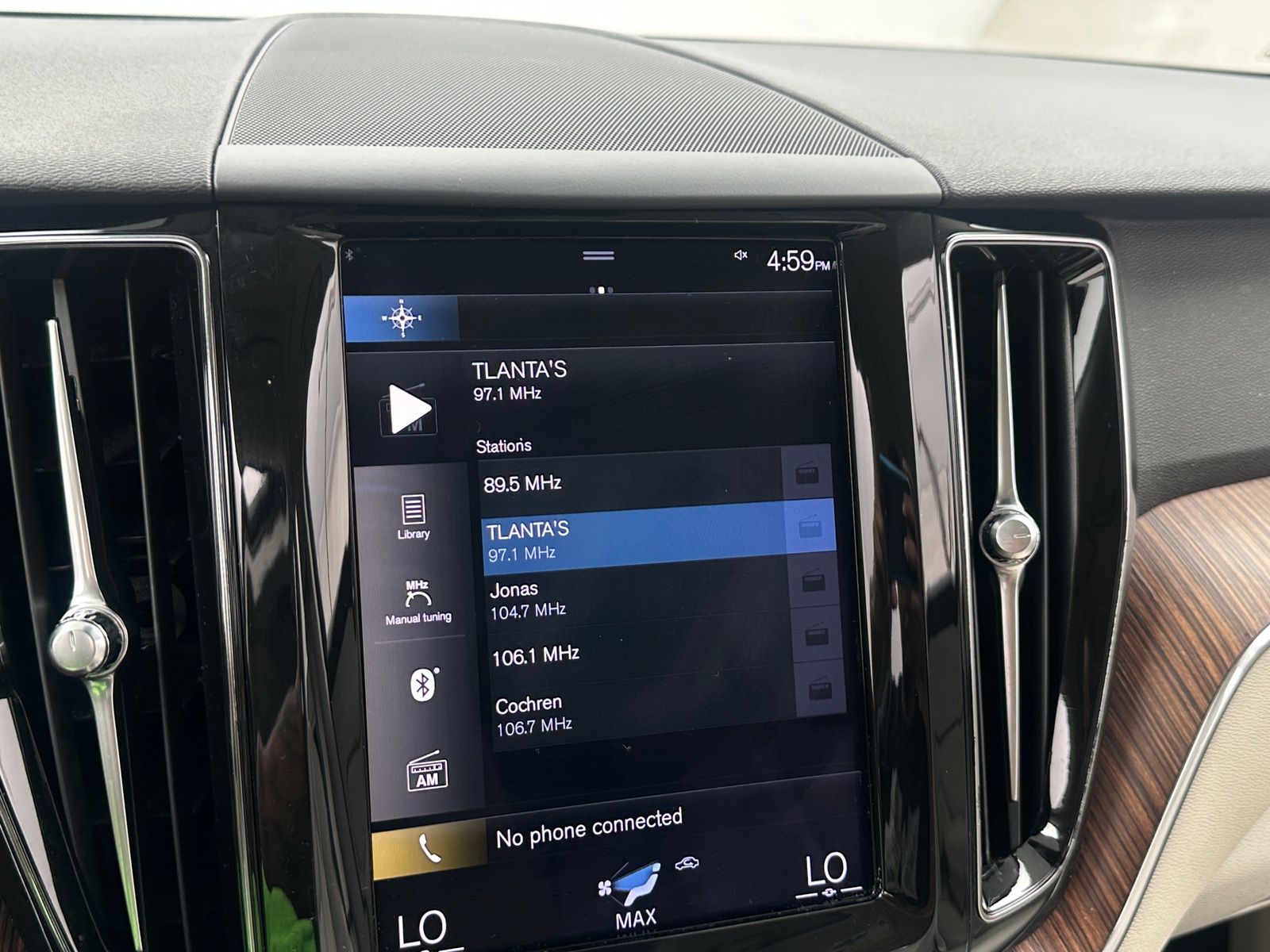 Thumbnail: 2021 Volvo XC60 - 3