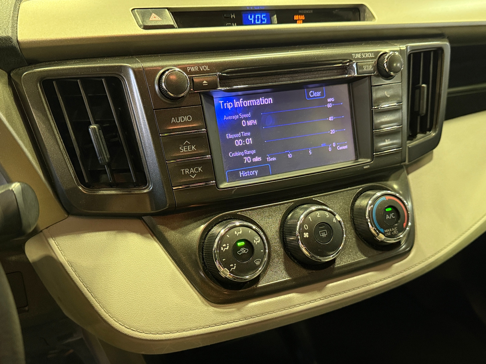 Thumbnail: 2013 Toyota RAV4 - 4