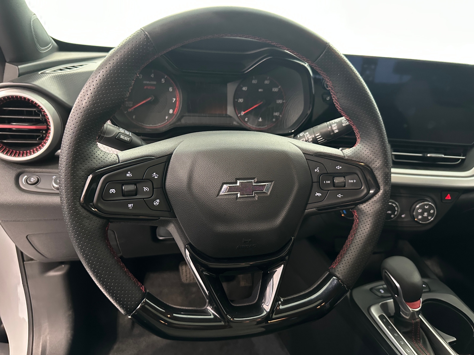 Thumbnail: 2024 Chevrolet Trax - 5