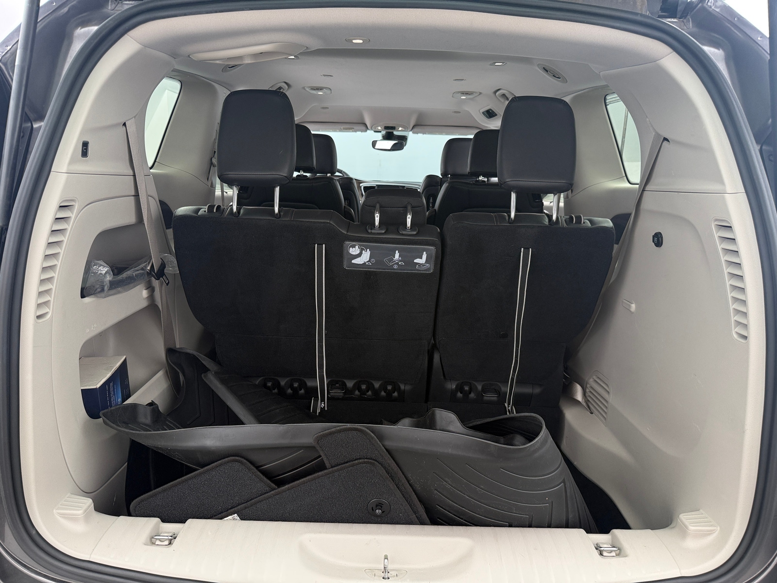 Thumbnail: 2017 Chrysler Pacifica - 6