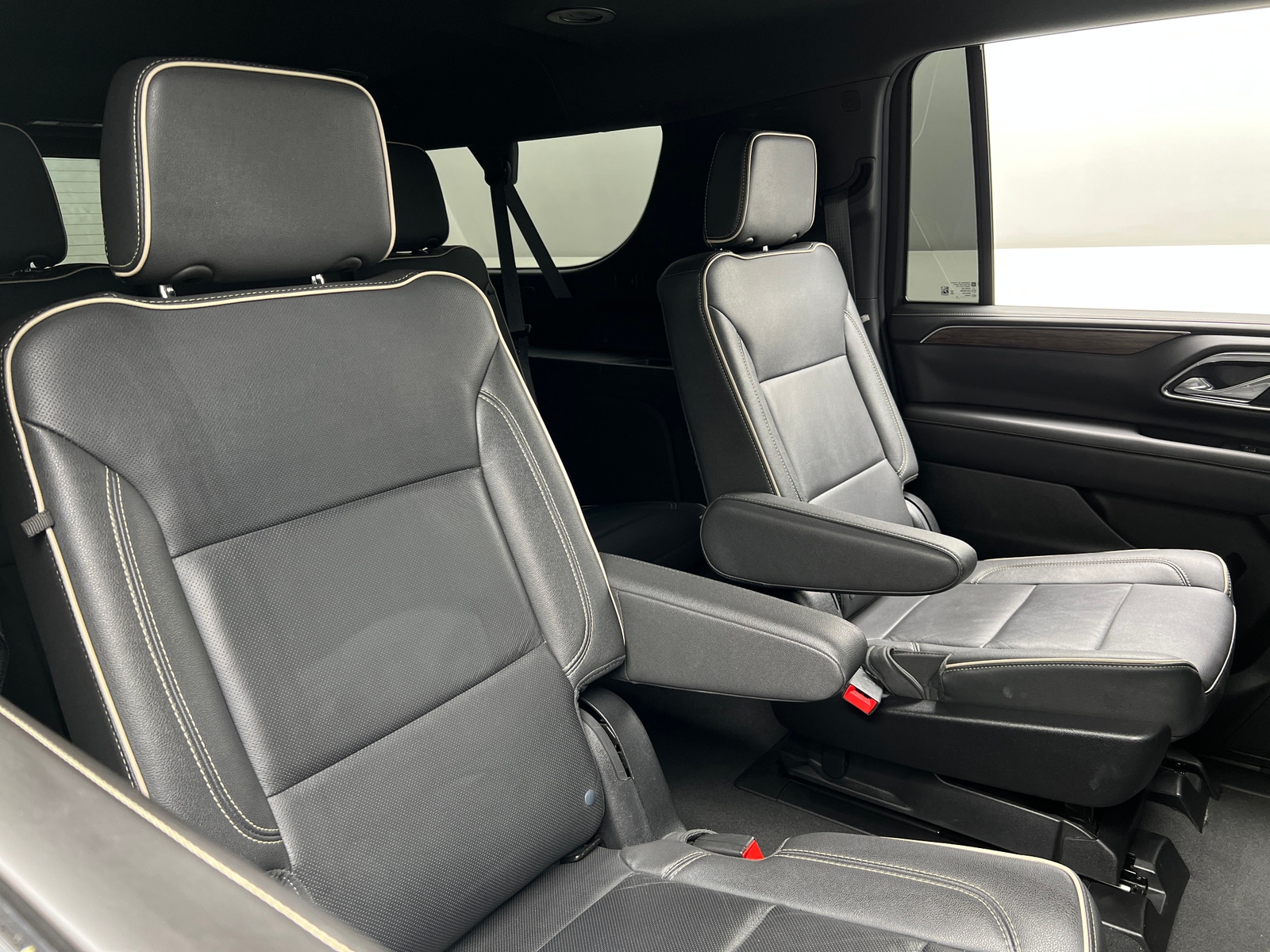 Thumbnail: 2024 Chevrolet Suburban - 5