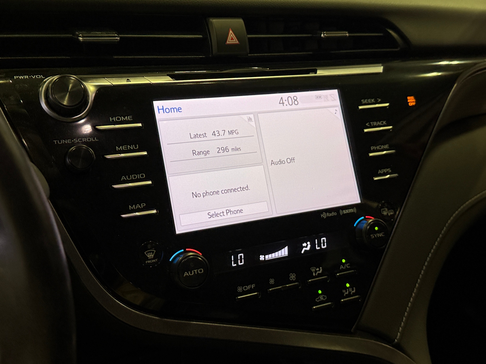 Thumbnail: 2019 Toyota Camry - 4