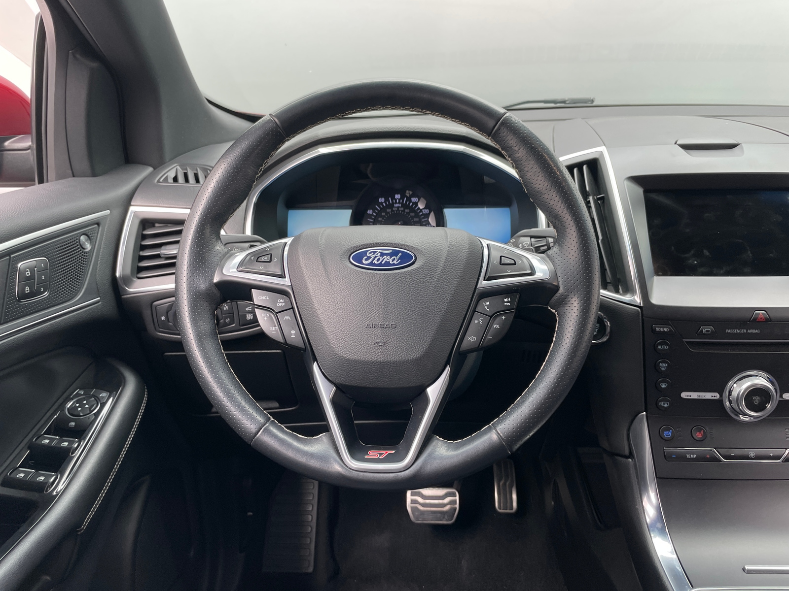Thumbnail: 2019 Ford Edge - 4