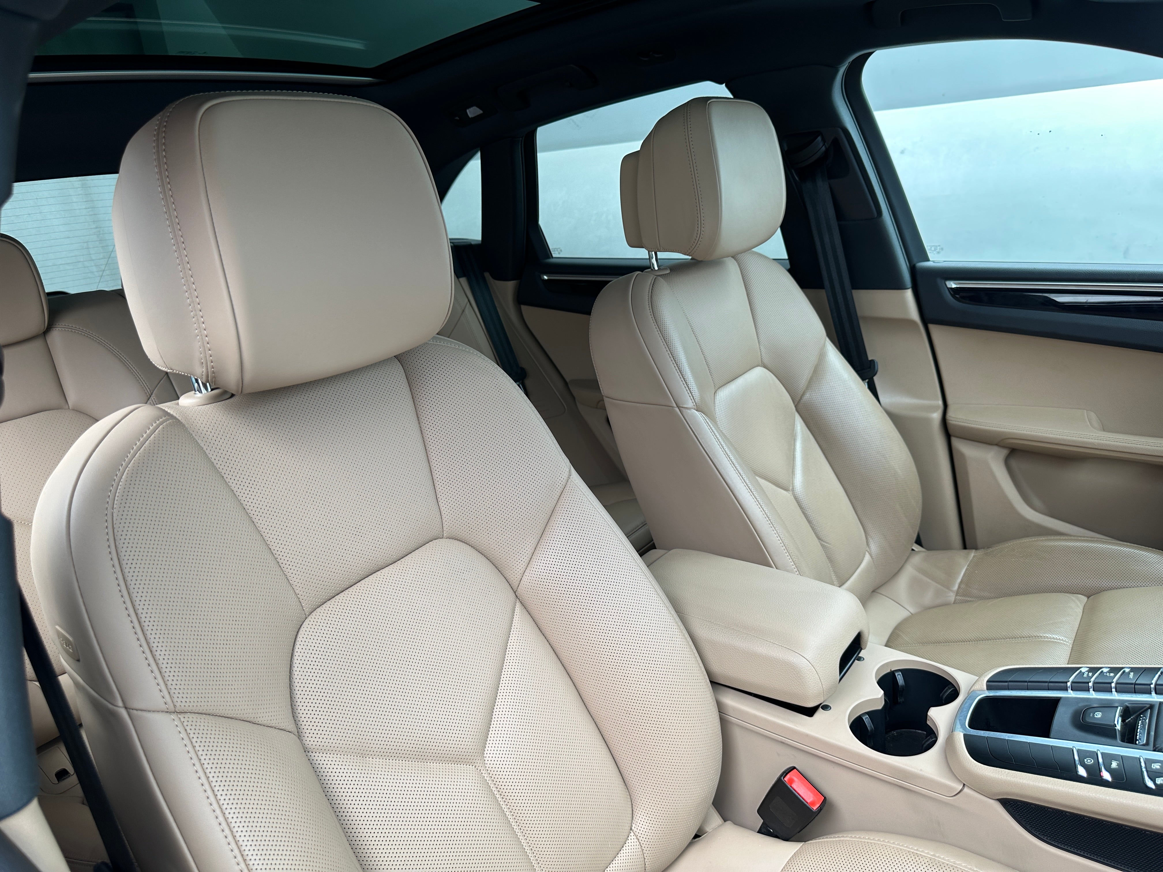 2020 Porsche Macan