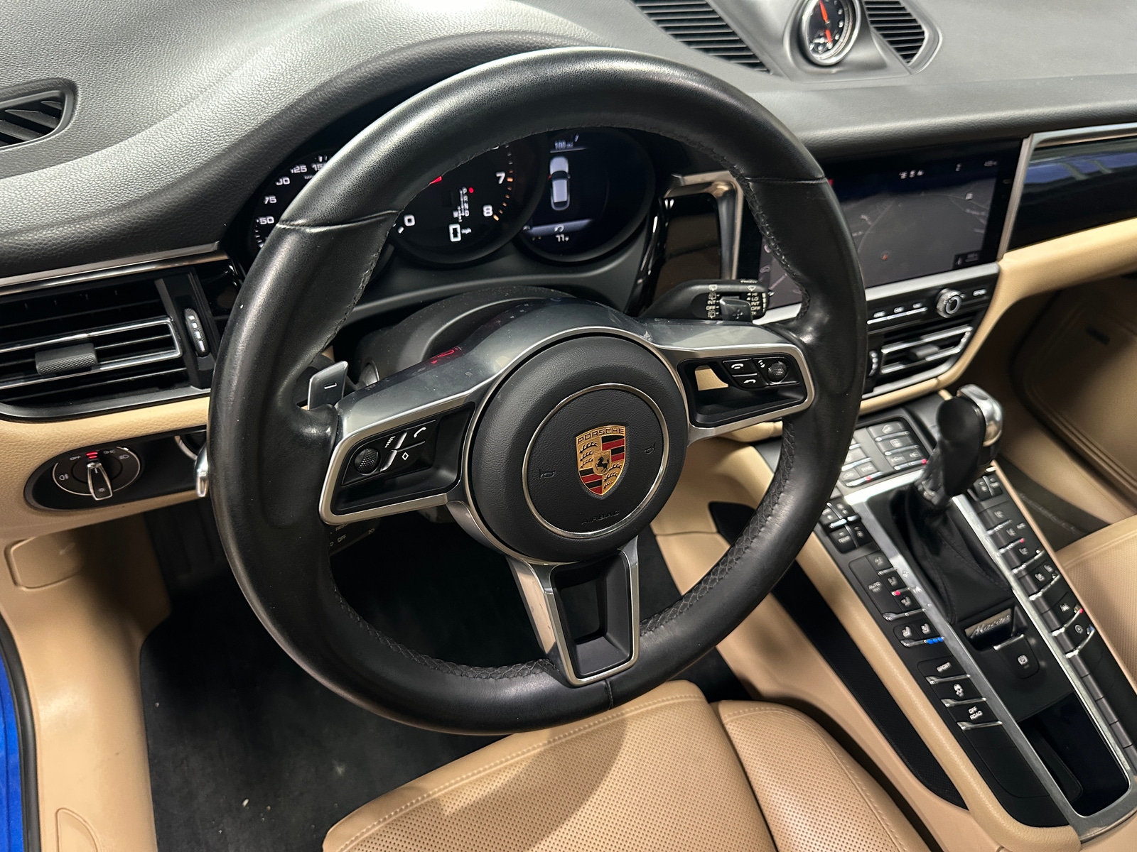 Thumbnail: 2020 Porsche Macan - 5