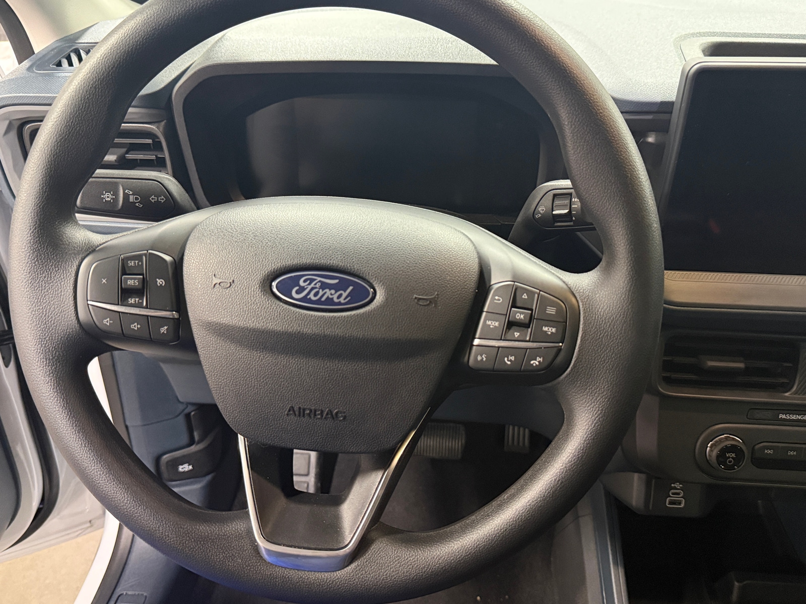 Thumbnail: 2025 Ford Maverick - 5