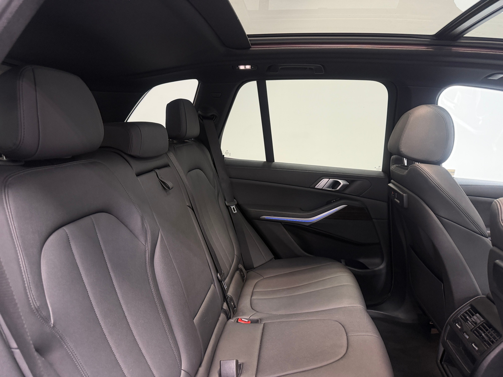 Thumbnail: 2020 BMW X5 - 5