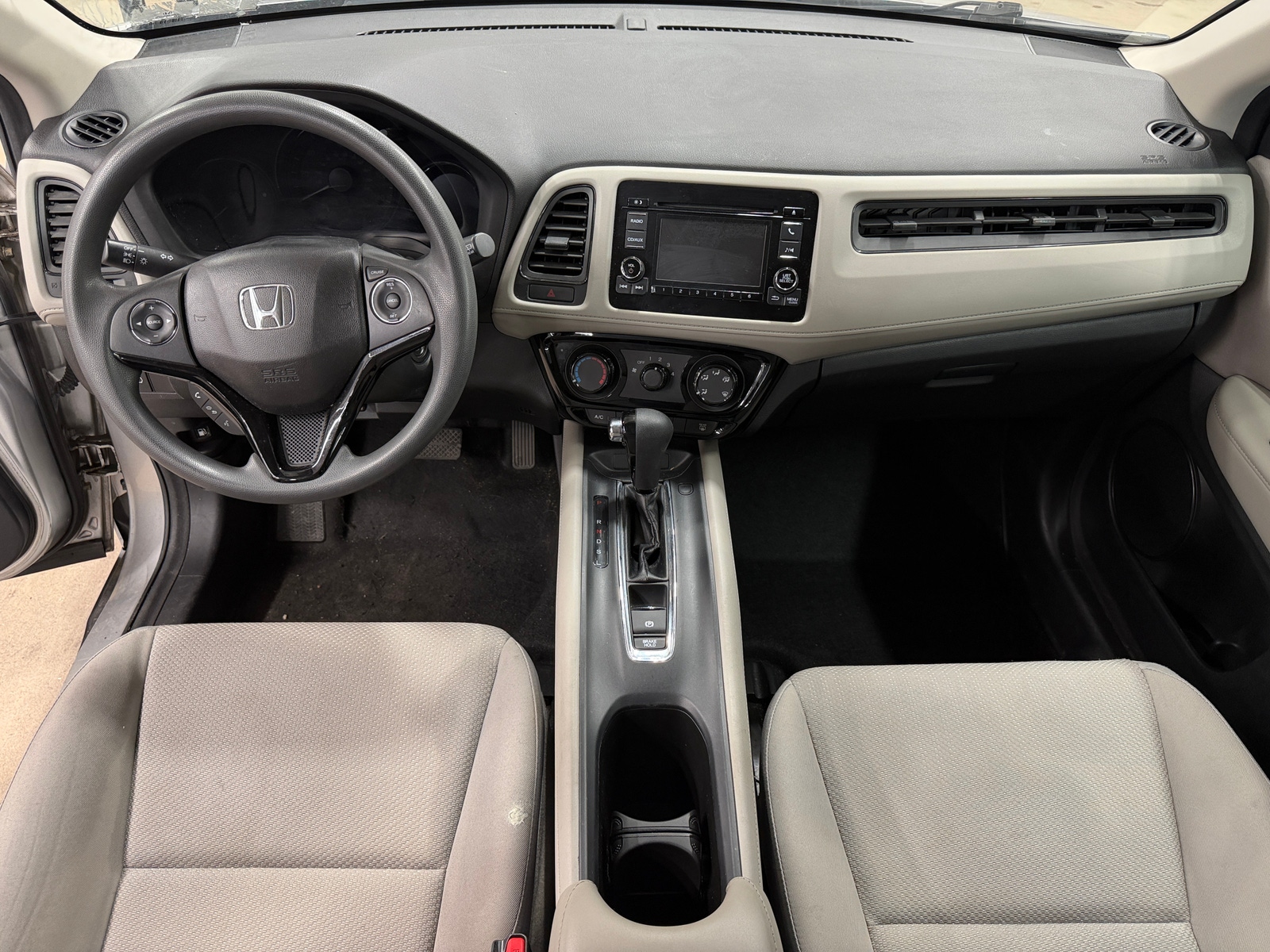 Thumbnail: 2016 Honda HR-V - 3