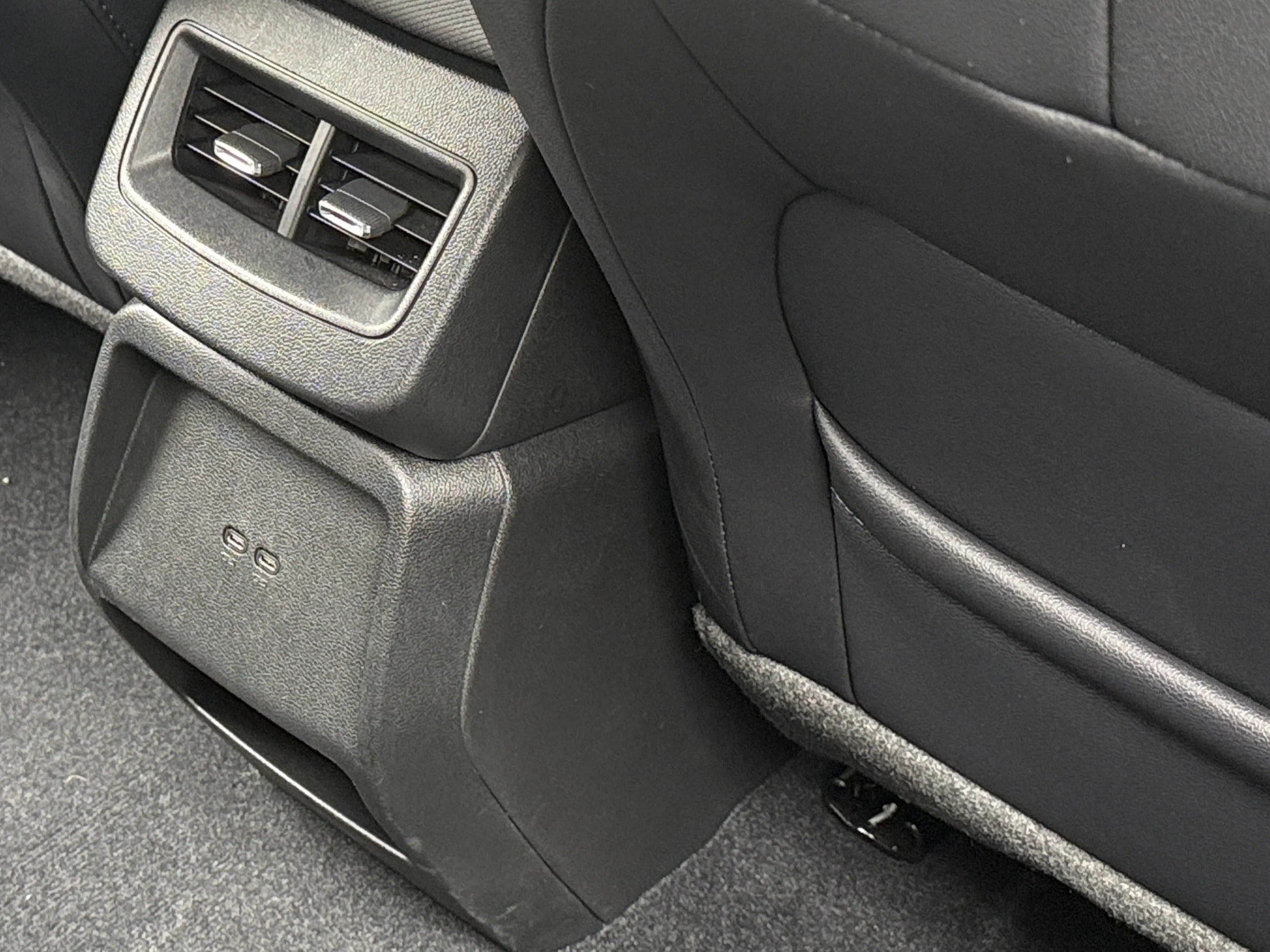 Used 2026 Chevrolet Equinox EV 2LT with VIN 3GN7DNRP0TS148962 for sale in Oak Creek, WI