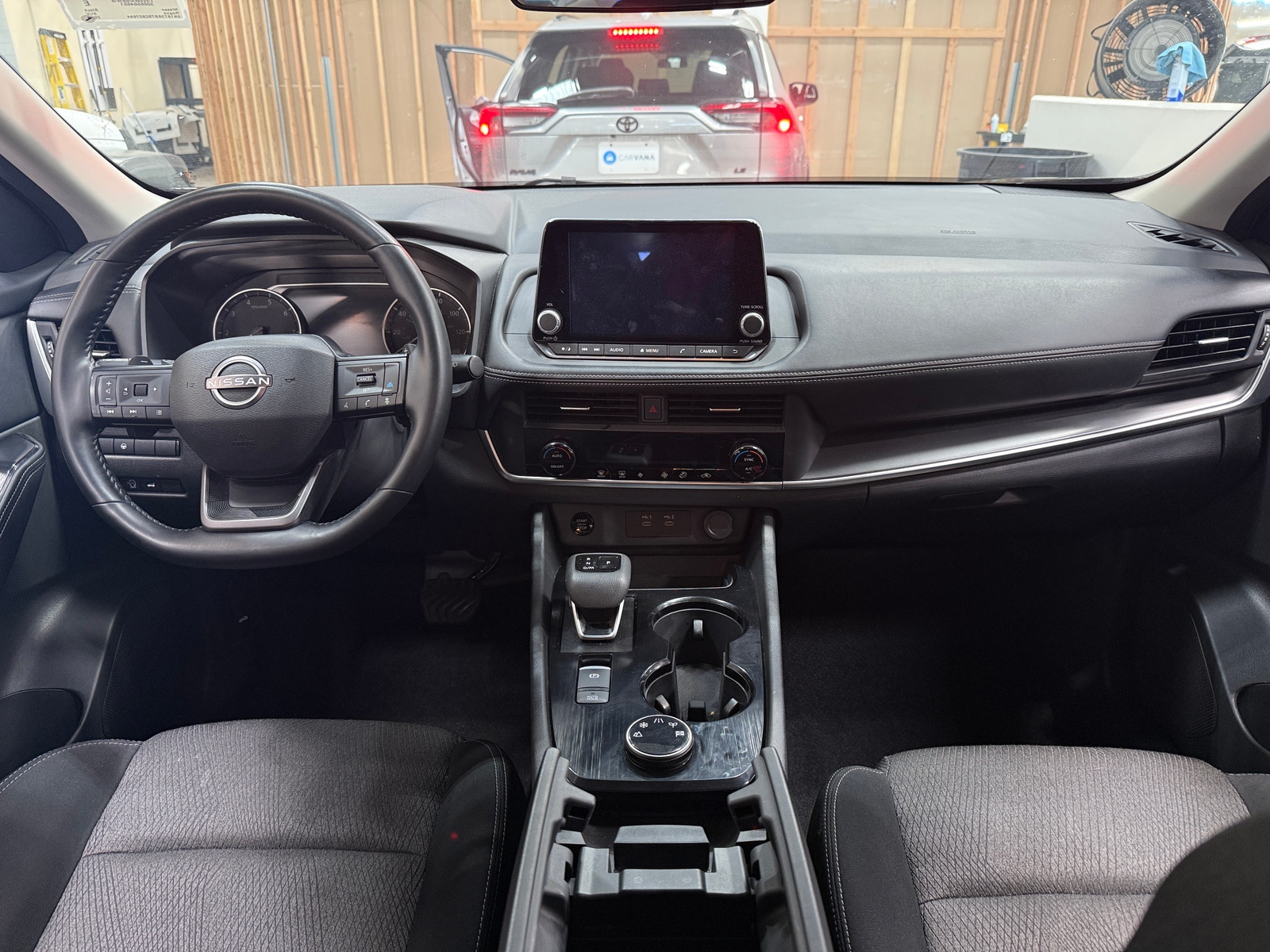 Thumbnail: 2025 Nissan Rogue - 3