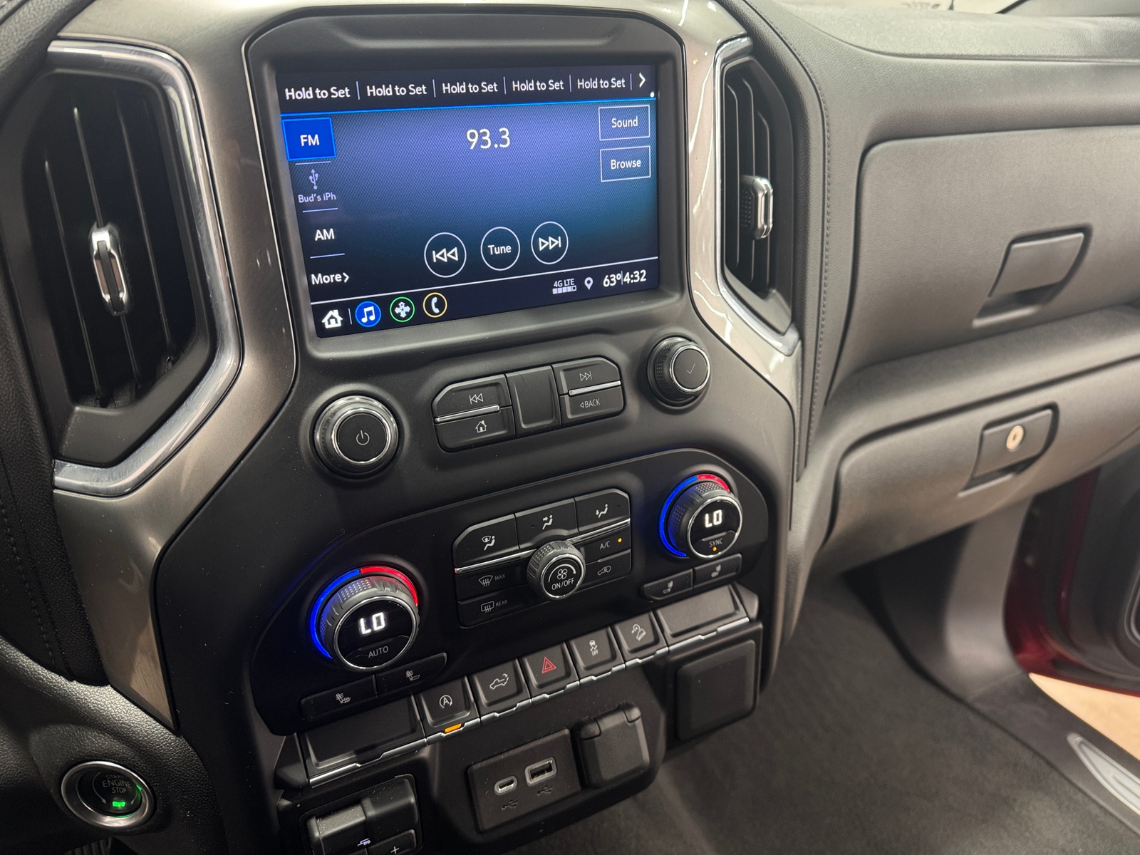 Thumbnail: 2021 Chevrolet Silverado 1500 - 4