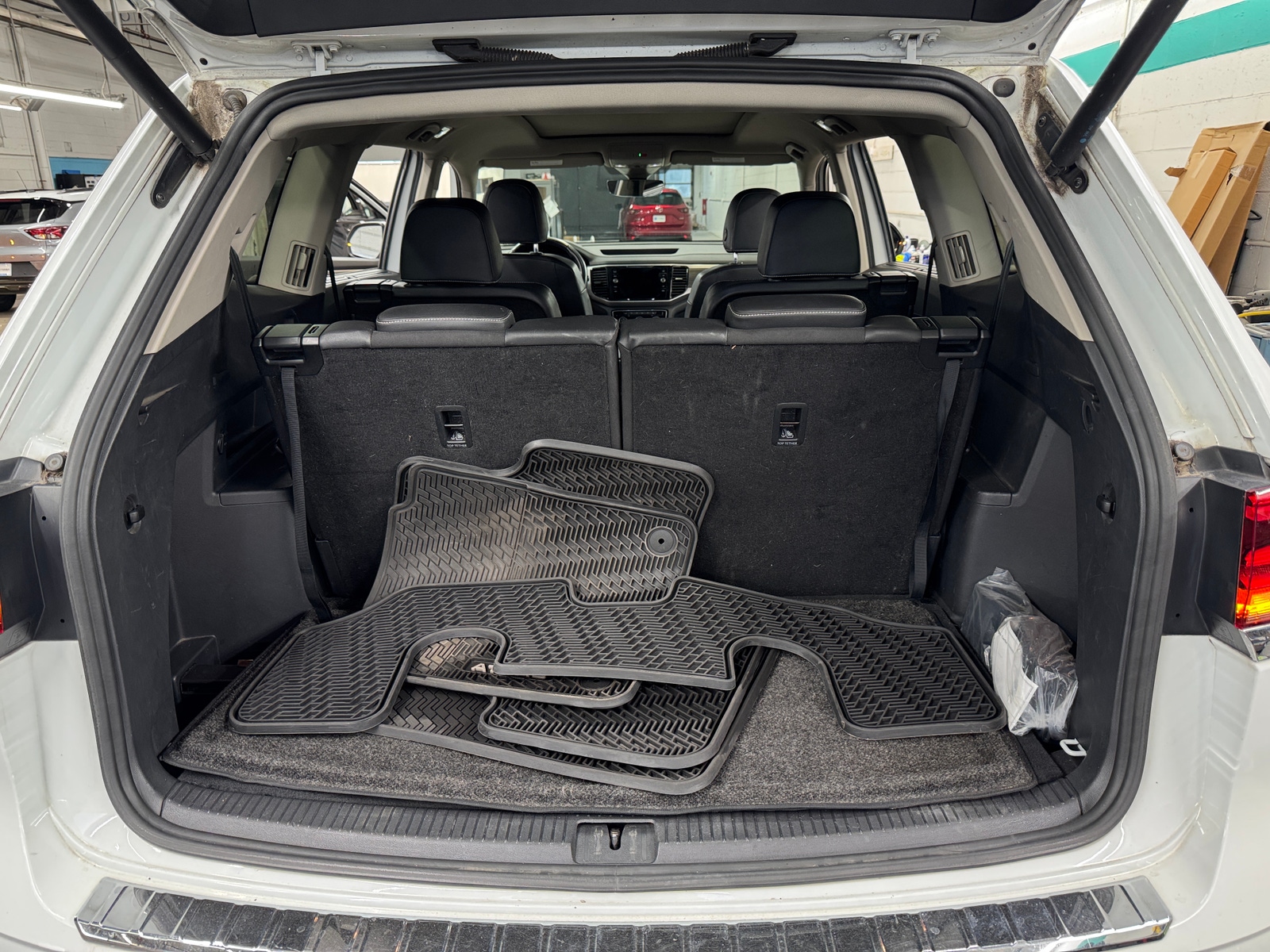 Thumbnail: 2021 Volkswagen Atlas - 6