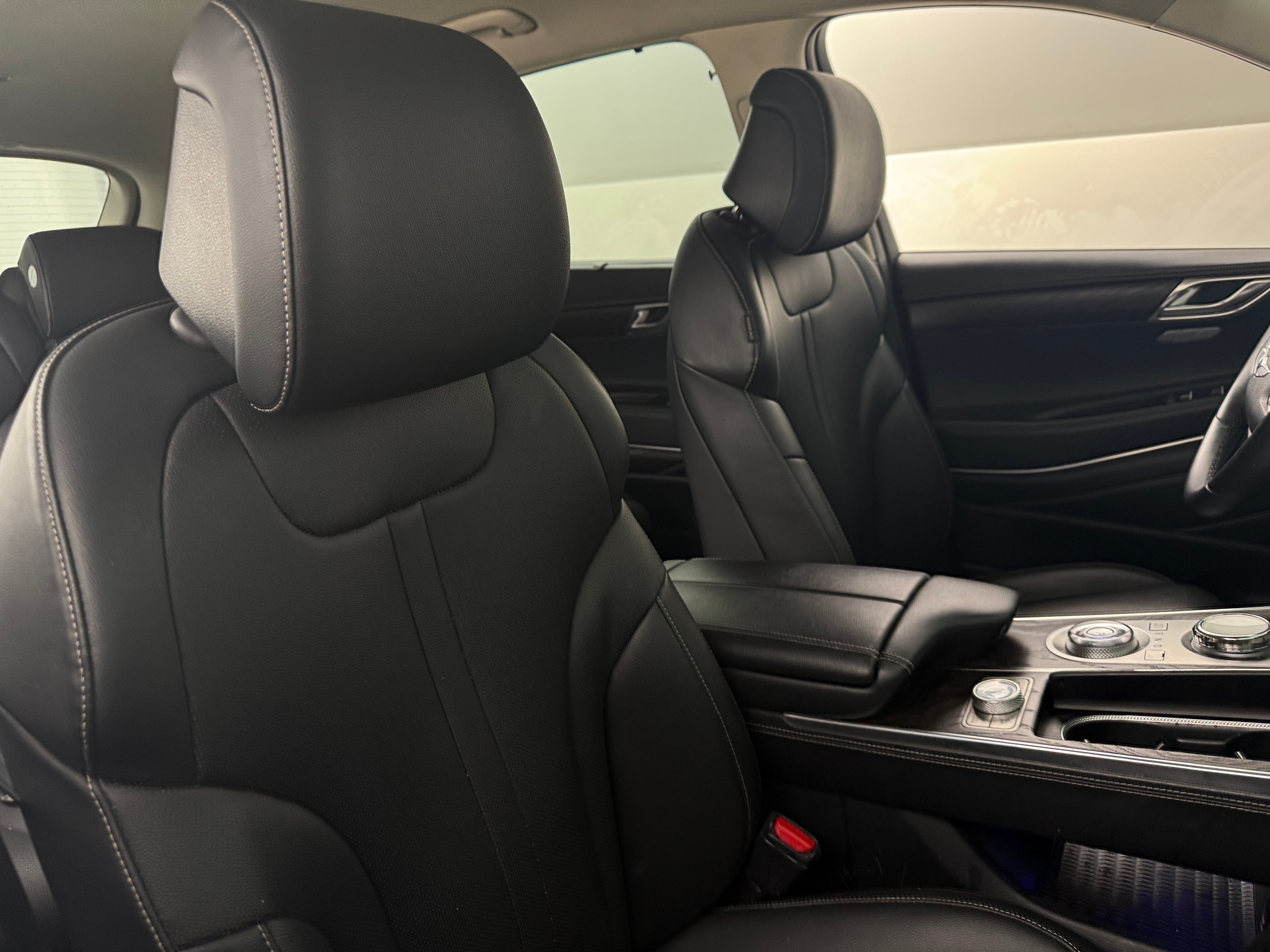 2024 GENESIS GV80