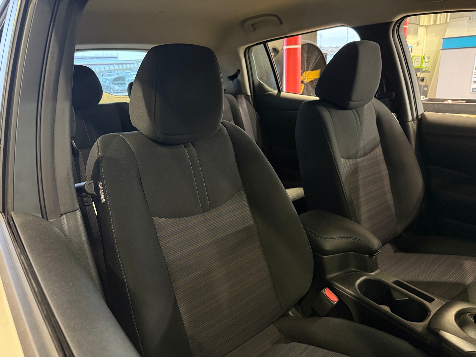 Thumbnail: 2025 Nissan Leaf - 2