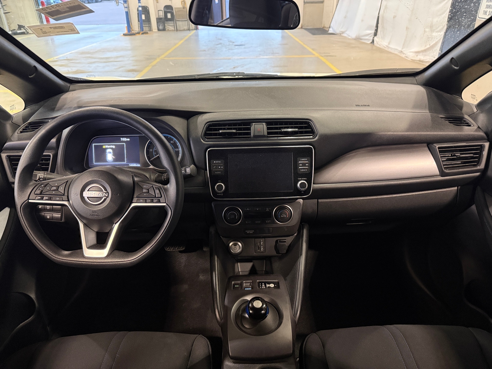 Thumbnail: 2025 Nissan Leaf - 3