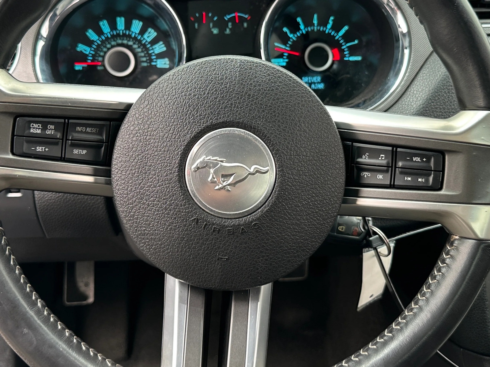 Thumbnail: 2013 Ford Mustang - 4