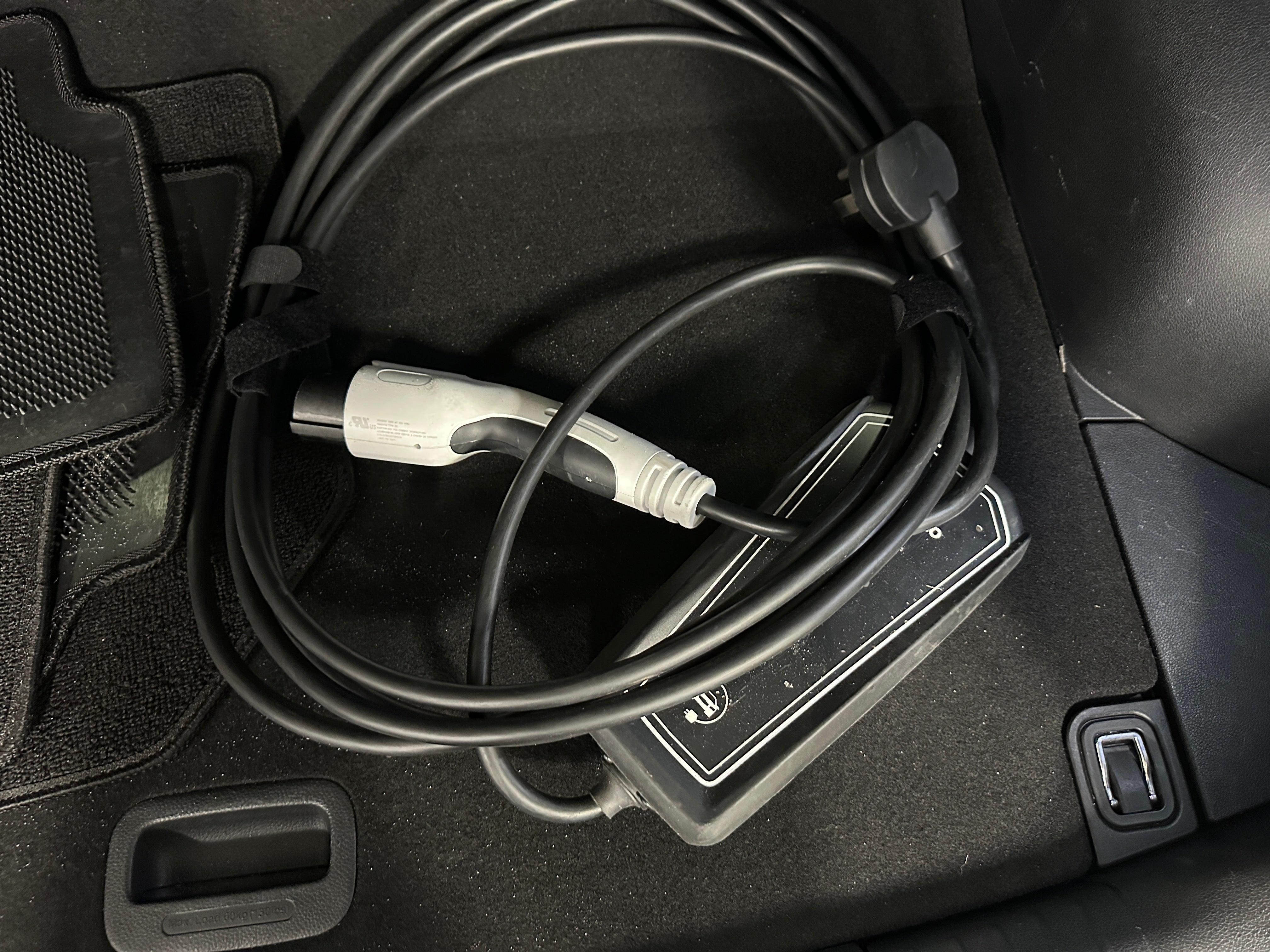 Used 2022 Kia Niro EX Premium with VIN KNDCE3LG0N5145056 for sale in Oak Creek, WI