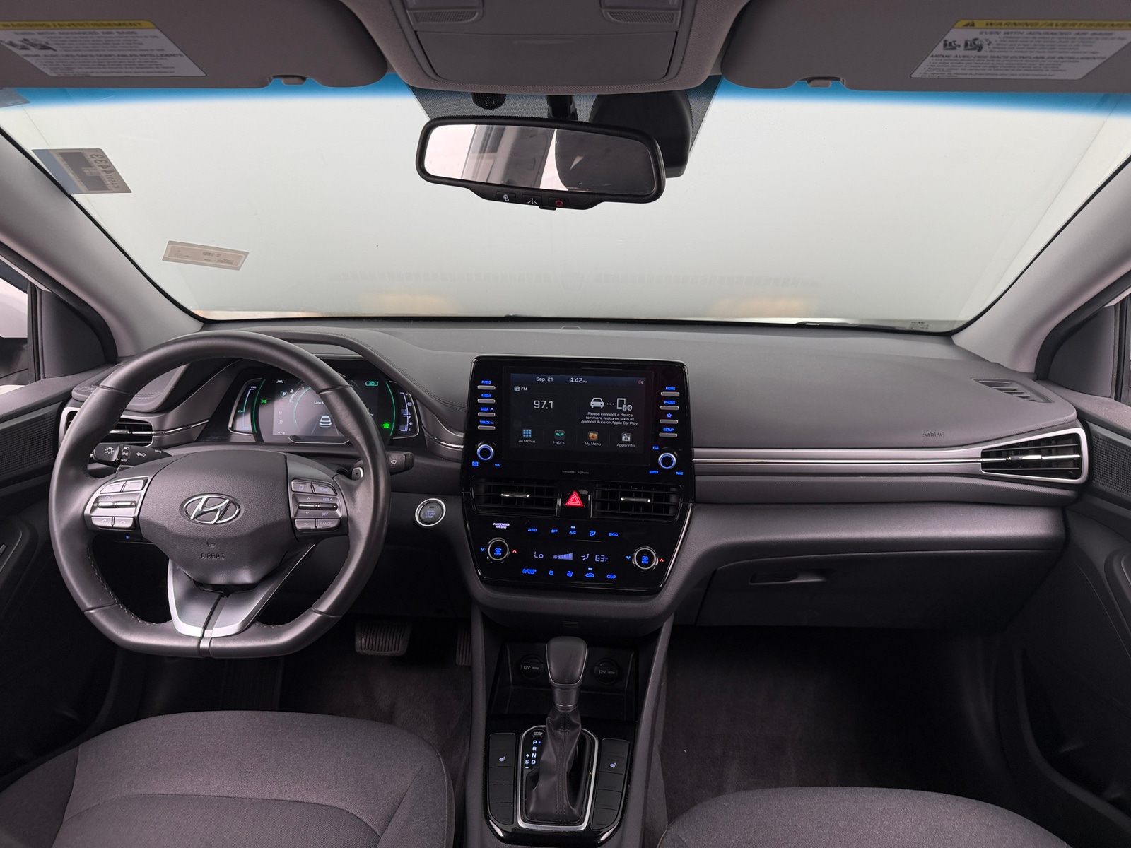 Thumbnail: 2020 Hyundai Ioniq - 3