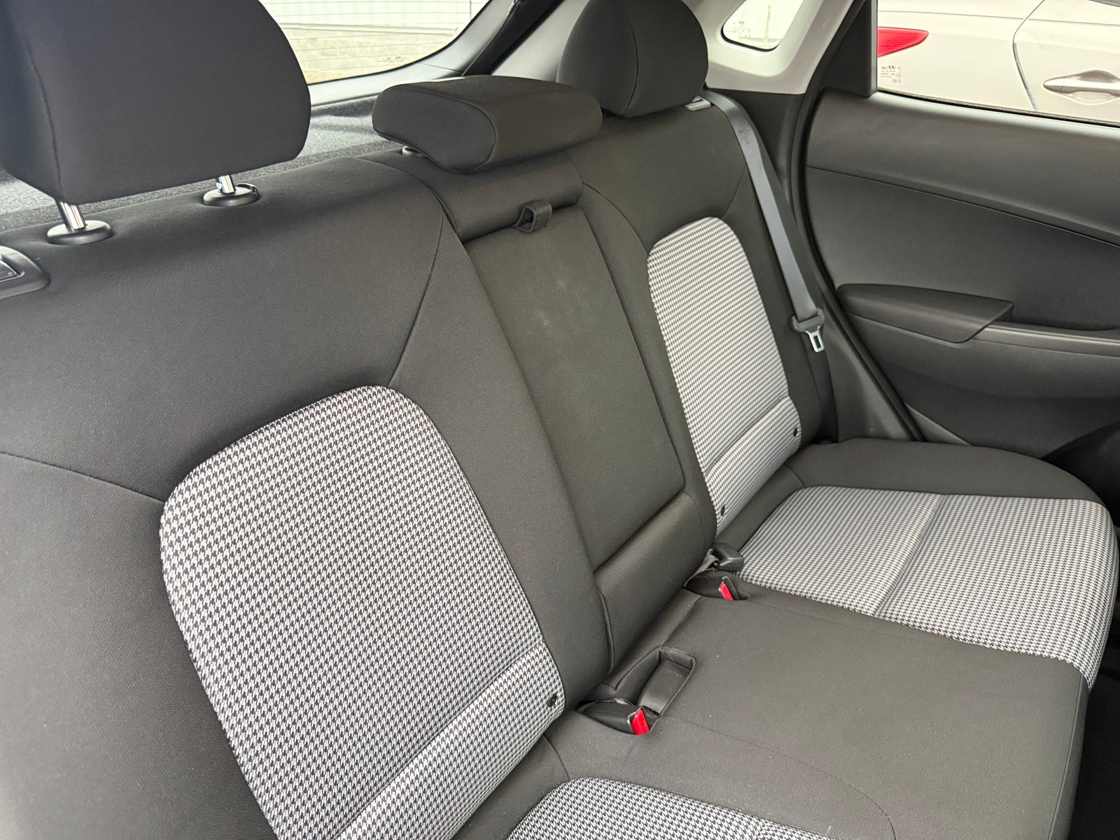 Thumbnail: 2021 Hyundai Kona - 6