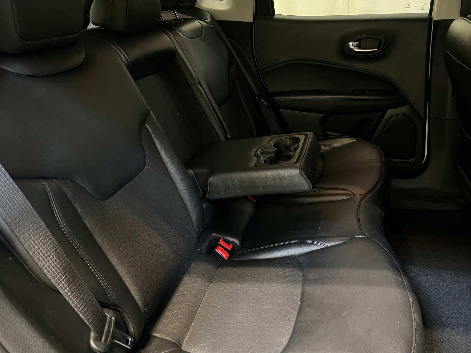 Thumbnail: 2020 Jeep Compass - 6