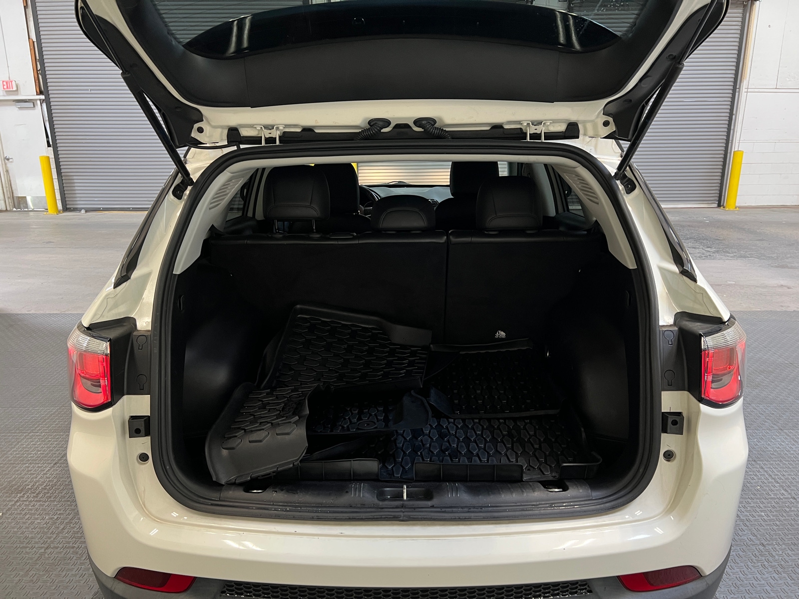 Thumbnail: 2020 Jeep Compass - 7