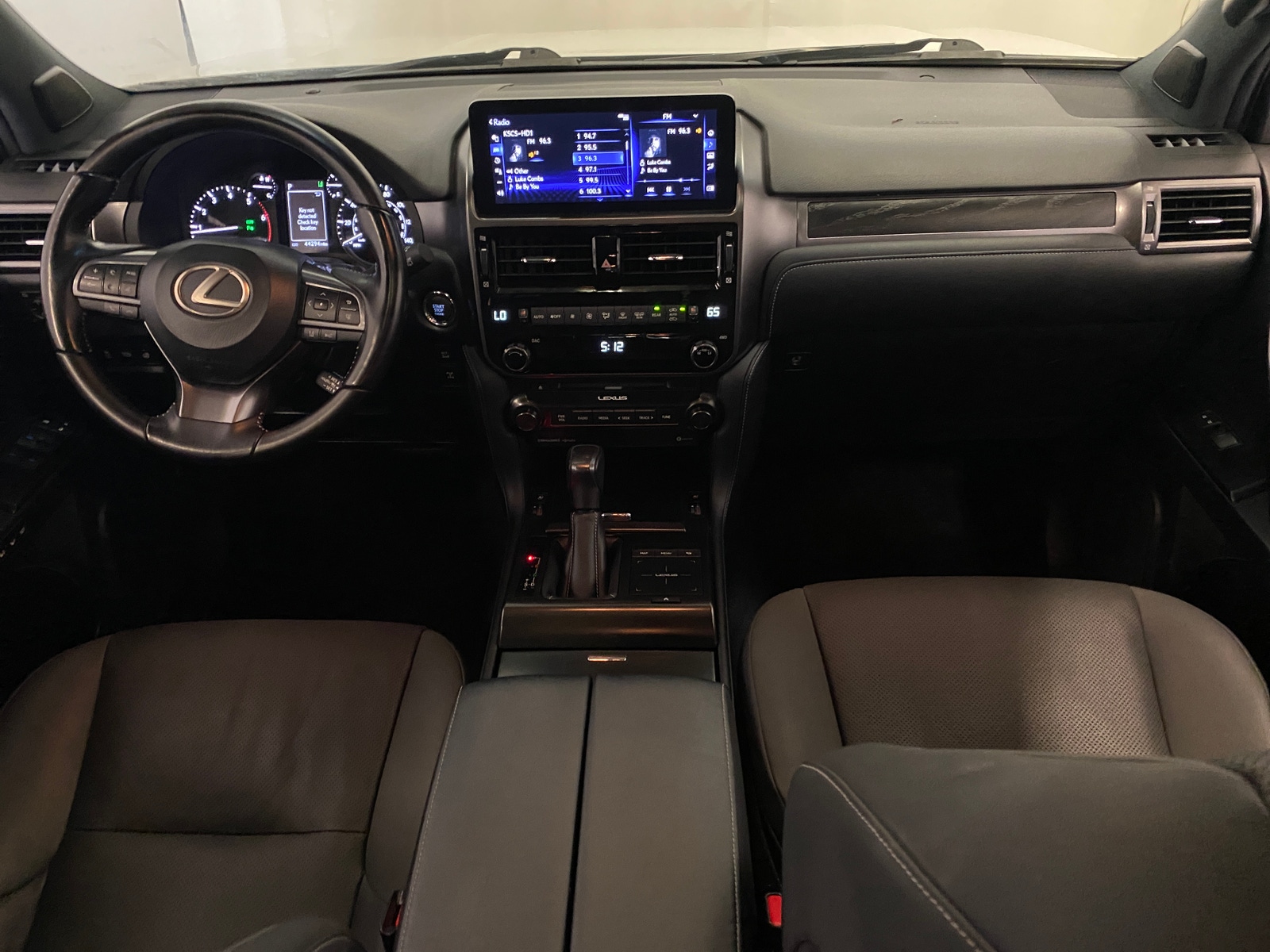 Thumbnail: 2022 Lexus GX - 3