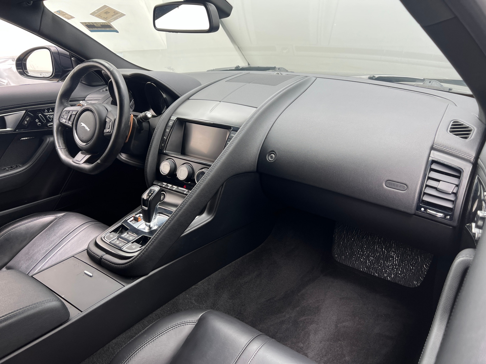 Thumbnail: 2015 Jaguar F-Type - 2