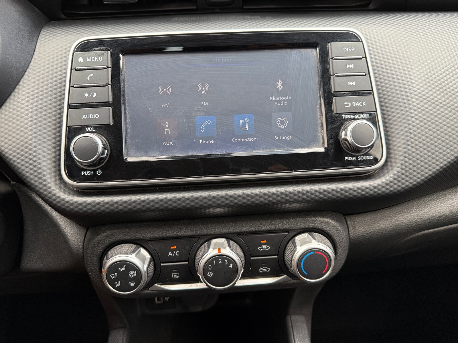 Thumbnail: 2021 Nissan Kicks - 4