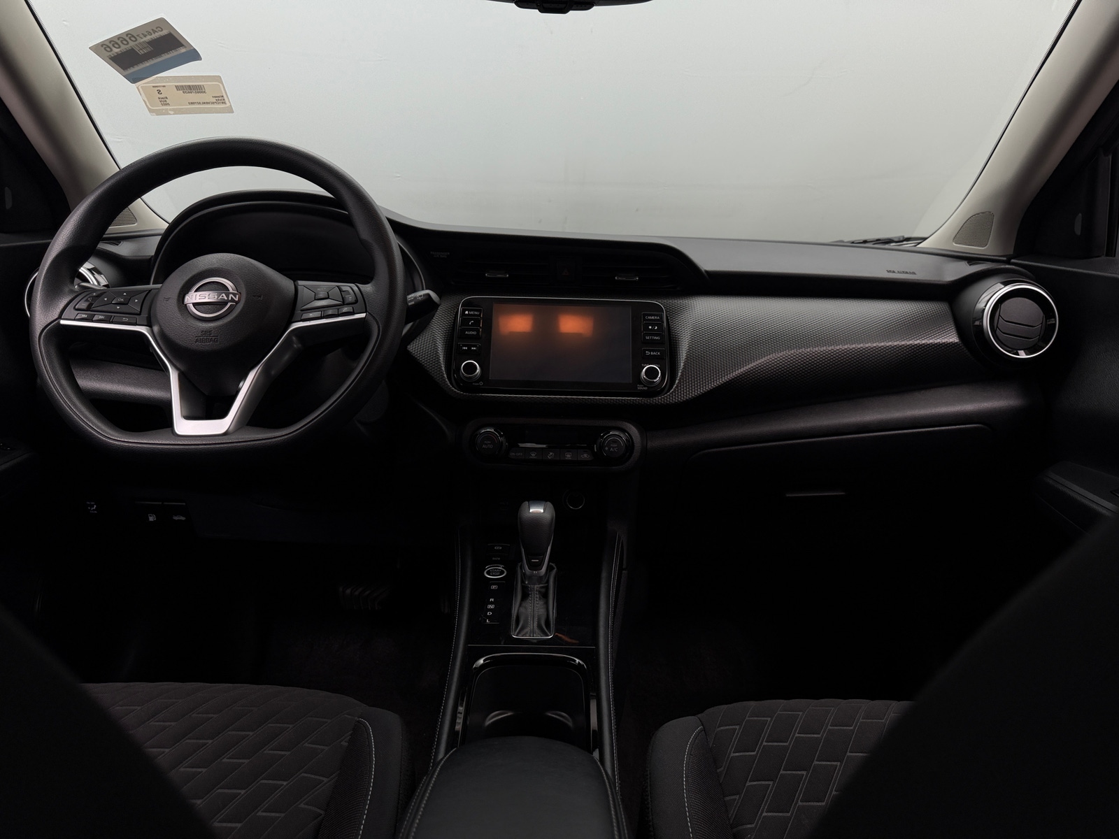 Thumbnail: 2022 Nissan Kicks - 3