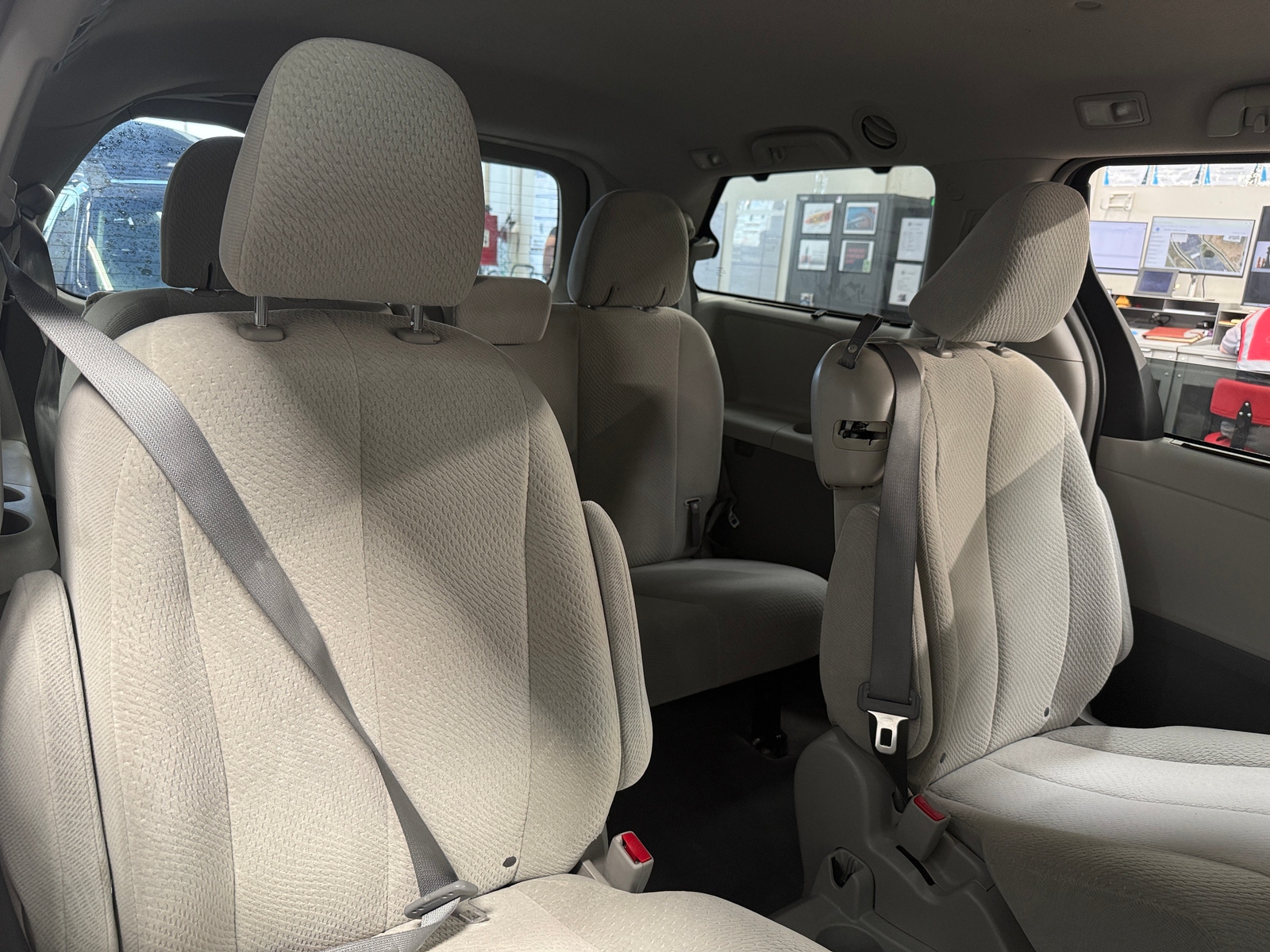 Thumbnail: 2013 Toyota Sienna - 6