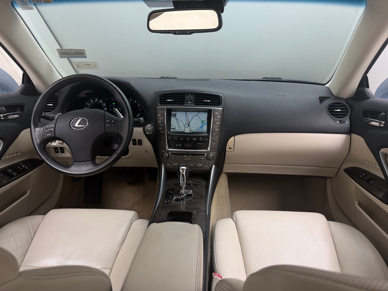 Thumbnail: 2010 Lexus IS - 2