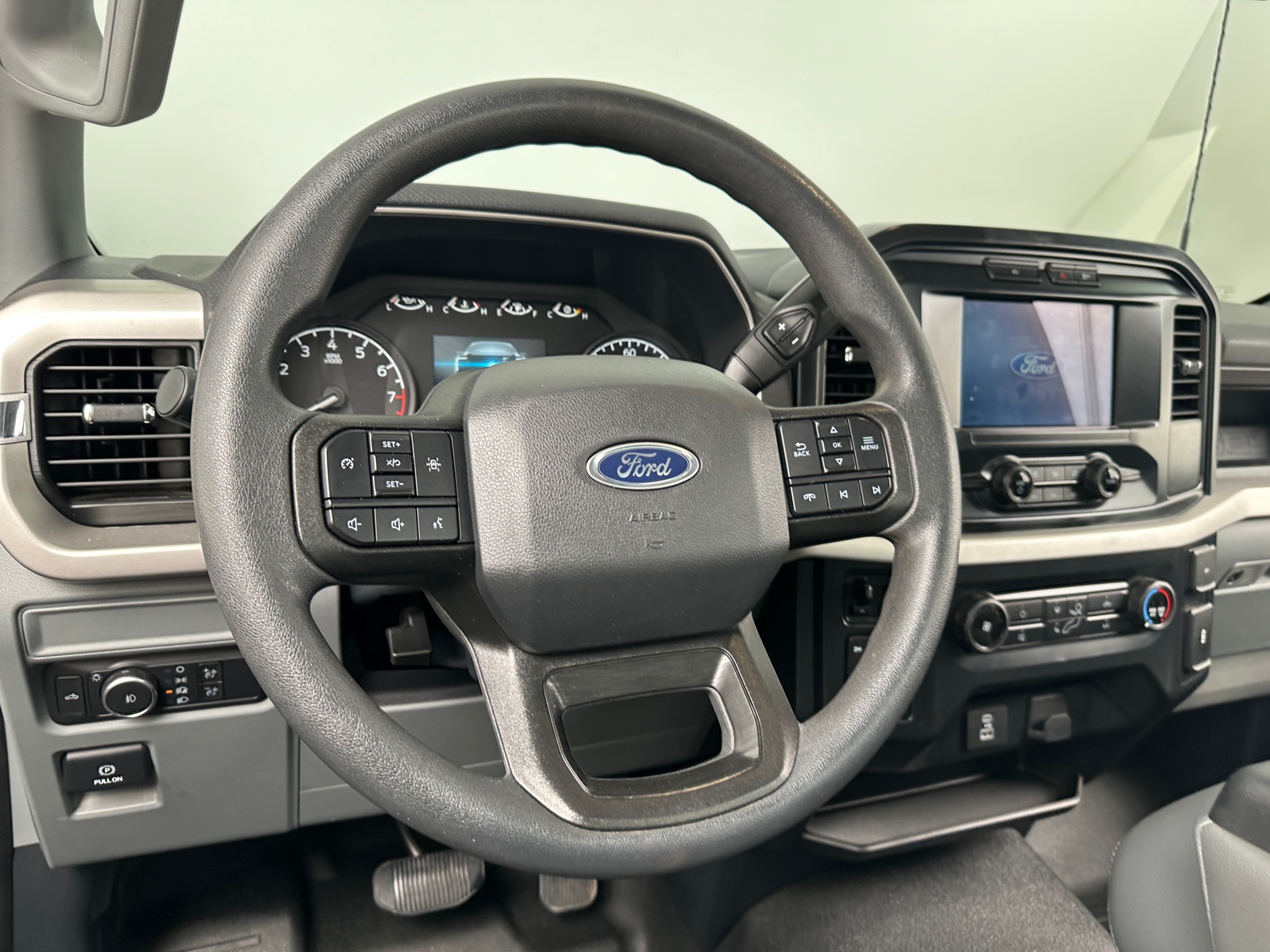 Thumbnail: 2022 Ford Econoline - 5