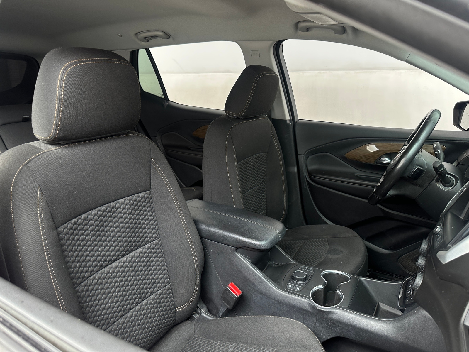 Thumbnail: 2020 GMC Terrain - 2