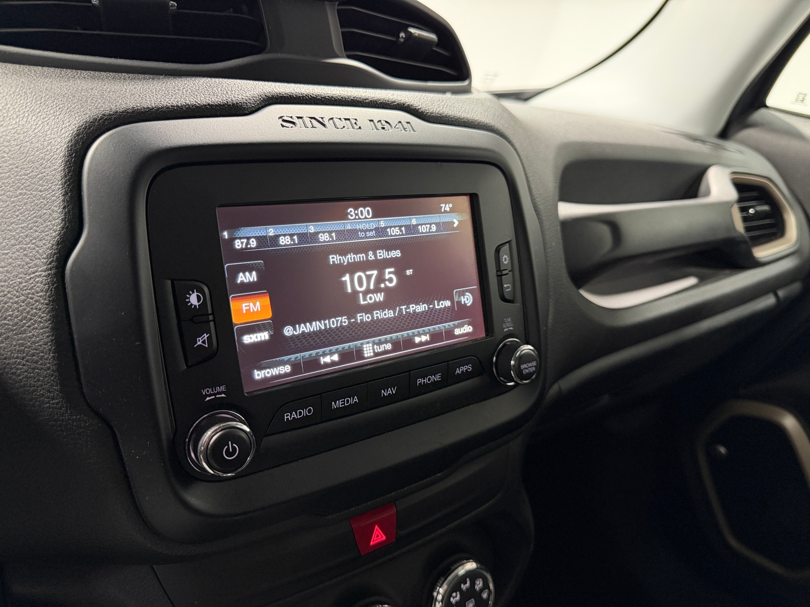 Thumbnail: 2016 Jeep Renegade - 4