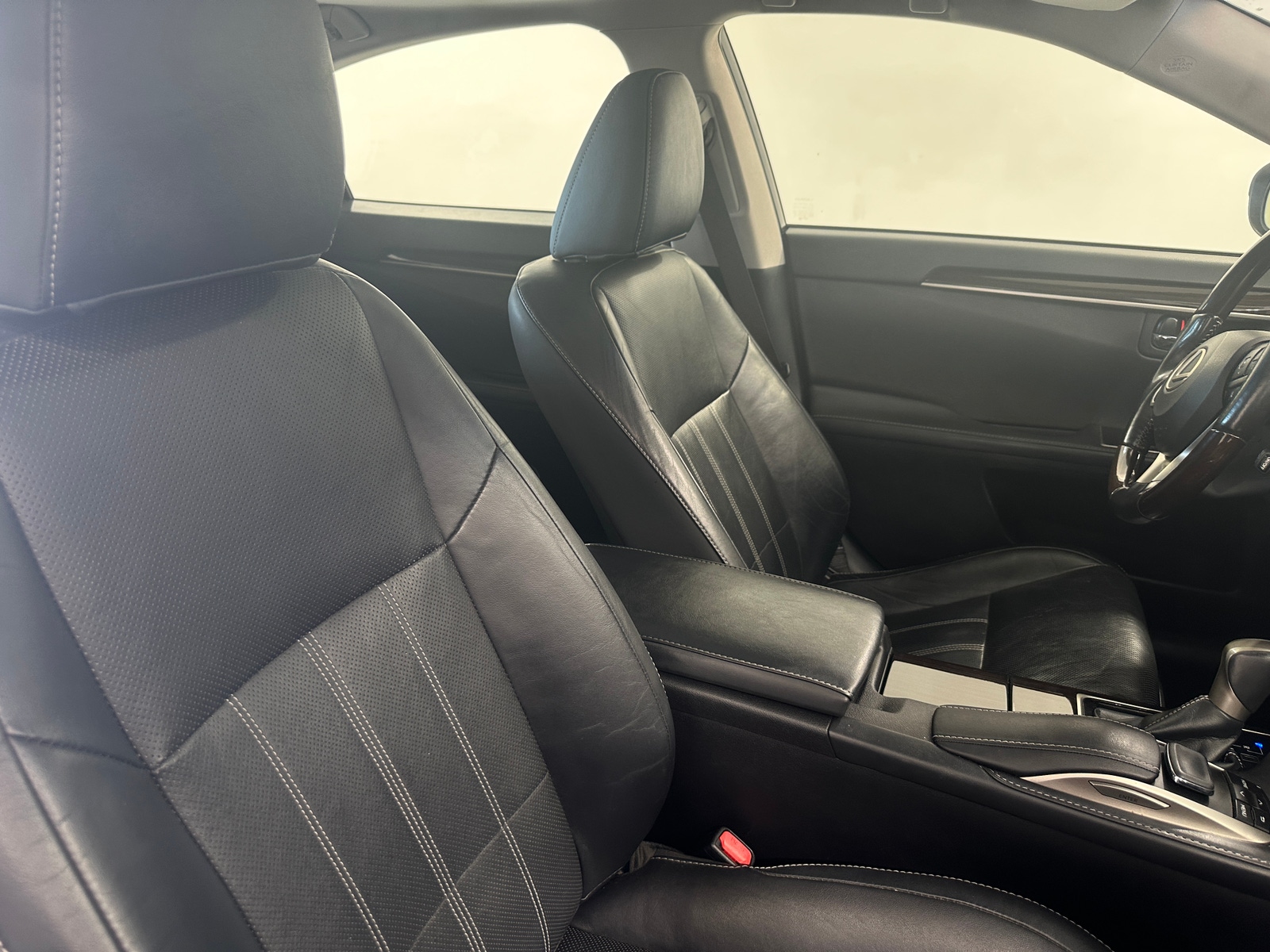 Thumbnail: 2018 Lexus ES - 2