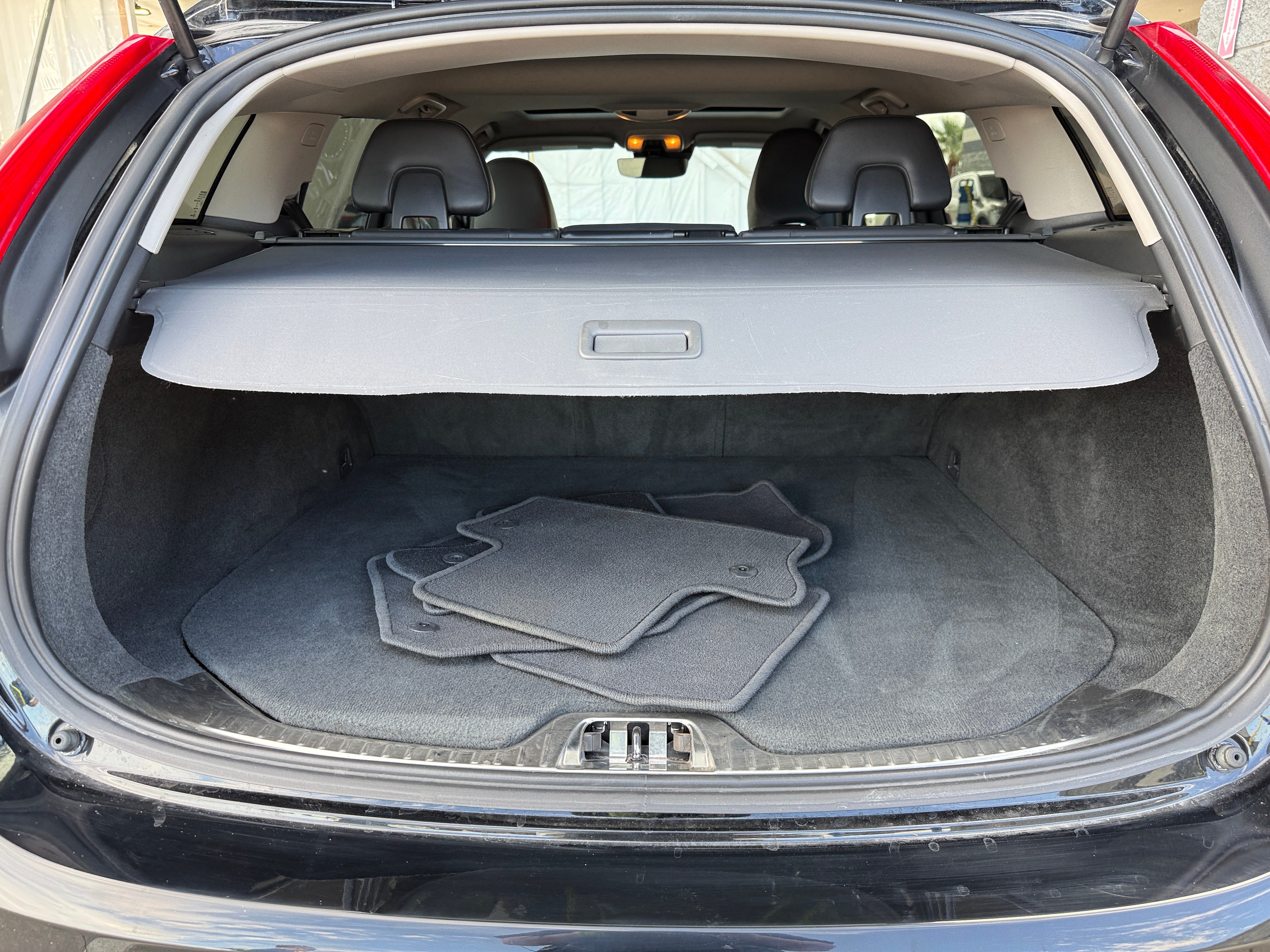 2016 Volvo V60 Premier