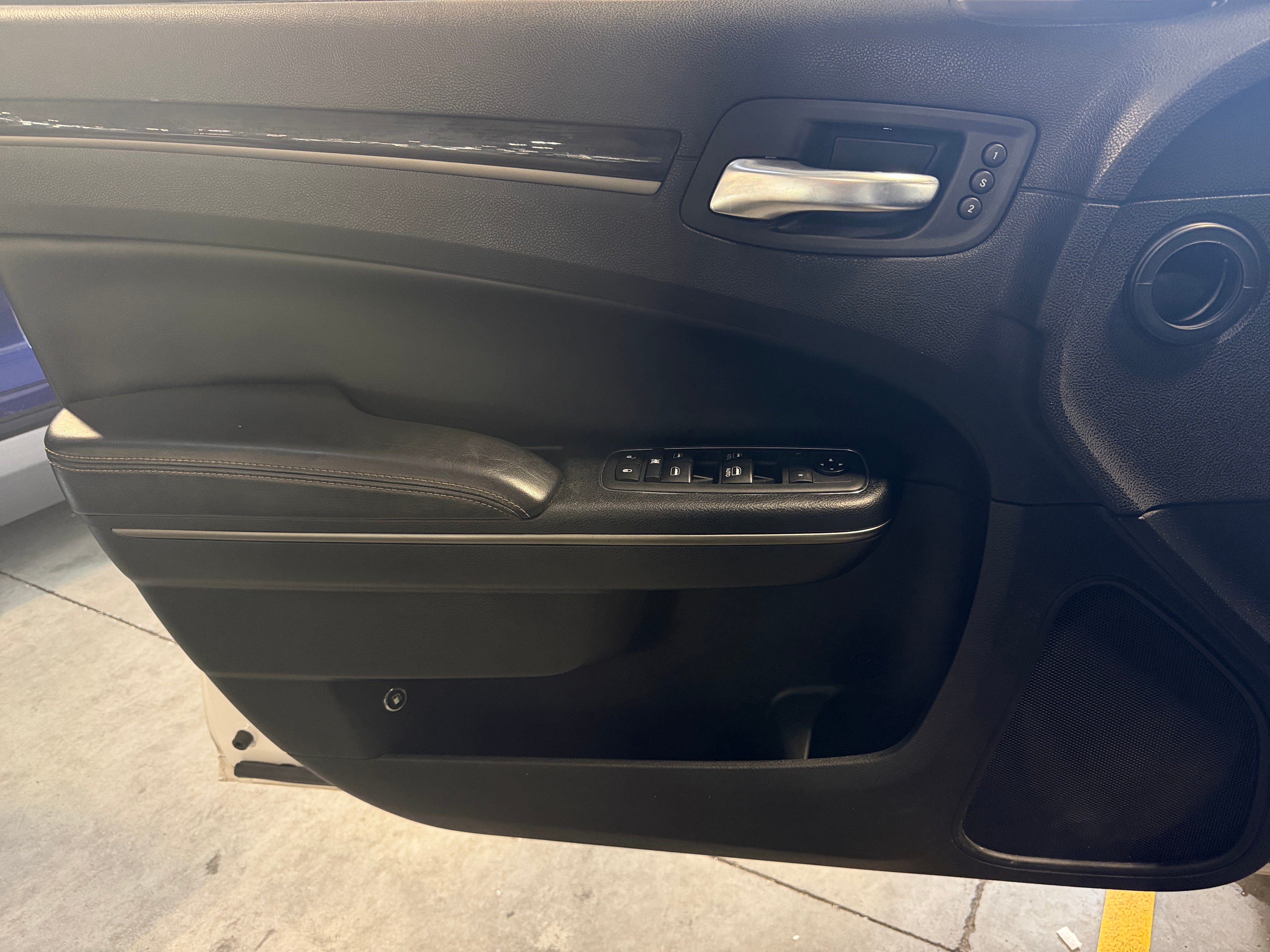 2019 Chrysler 300