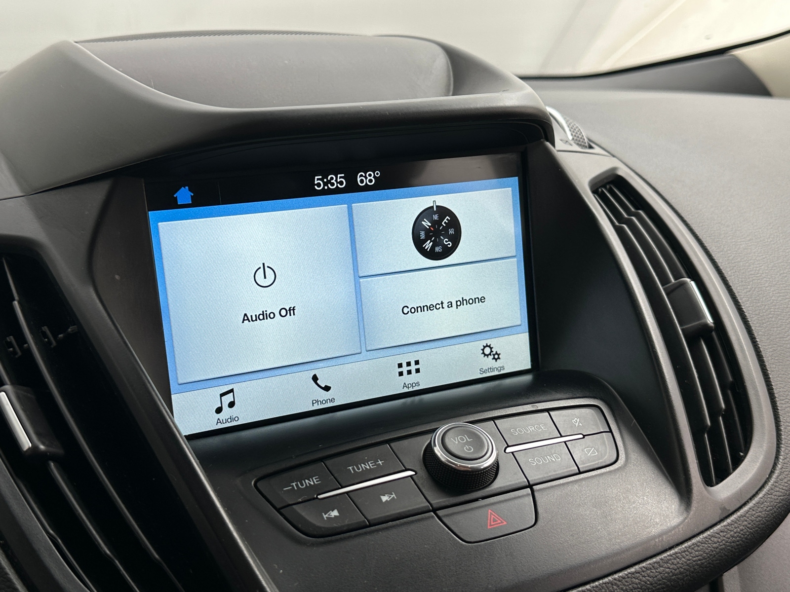 Thumbnail: 2019 Ford Escape - 3