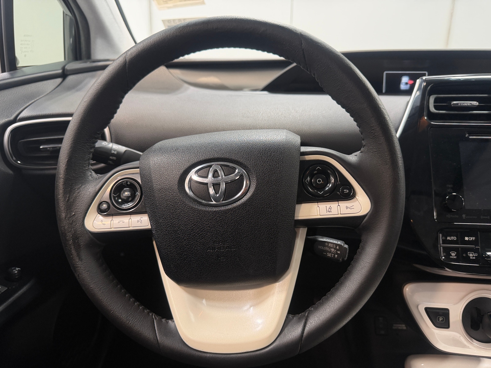 Thumbnail: 2017 Toyota Prius - 5