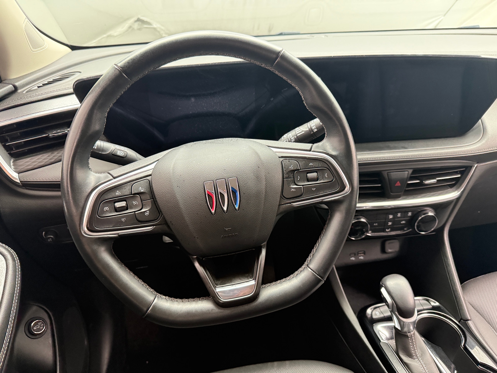 Thumbnail: 2024 Buick Encore GX - 4