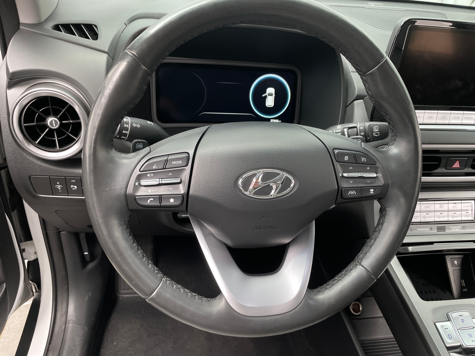 Thumbnail: 2023 Hyundai Kona - 4
