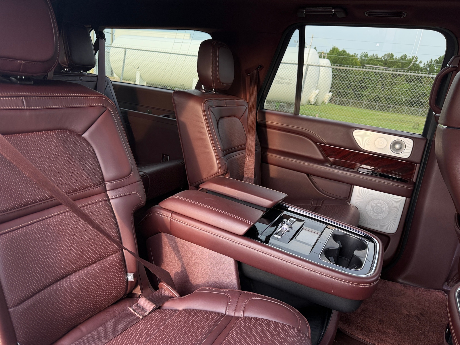 Thumbnail: 2018 Lincoln Navigator L - 5