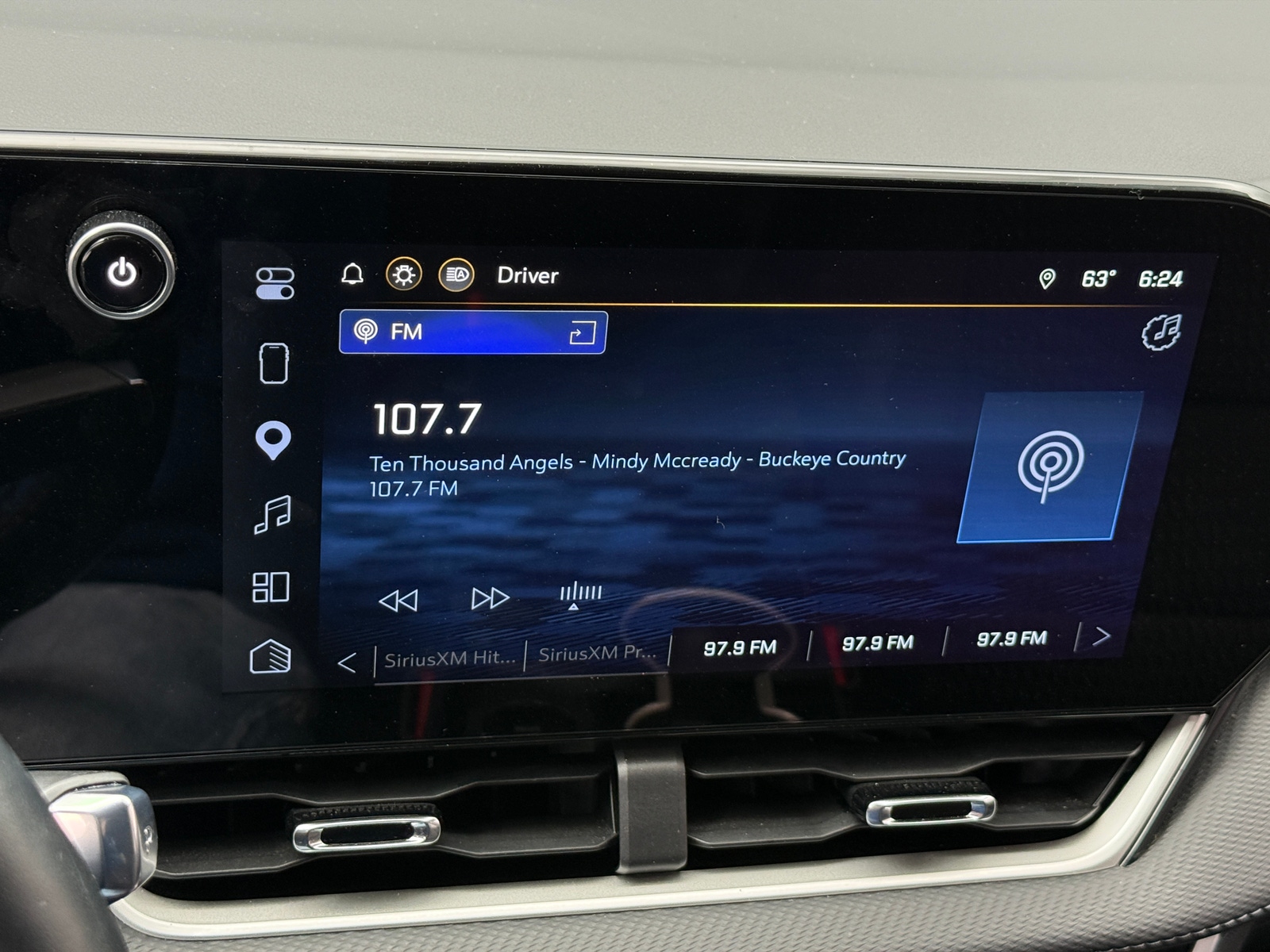 Thumbnail: 2026 Chevrolet Equinox - 4