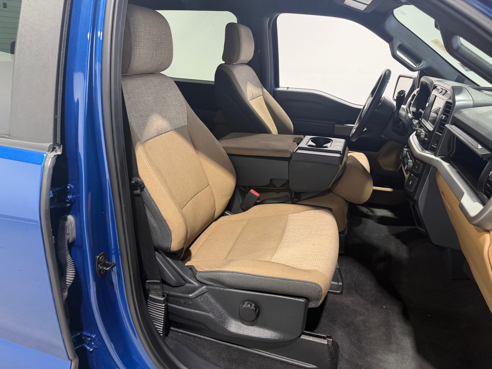 Thumbnail: 2023 Ford Econoline - 2